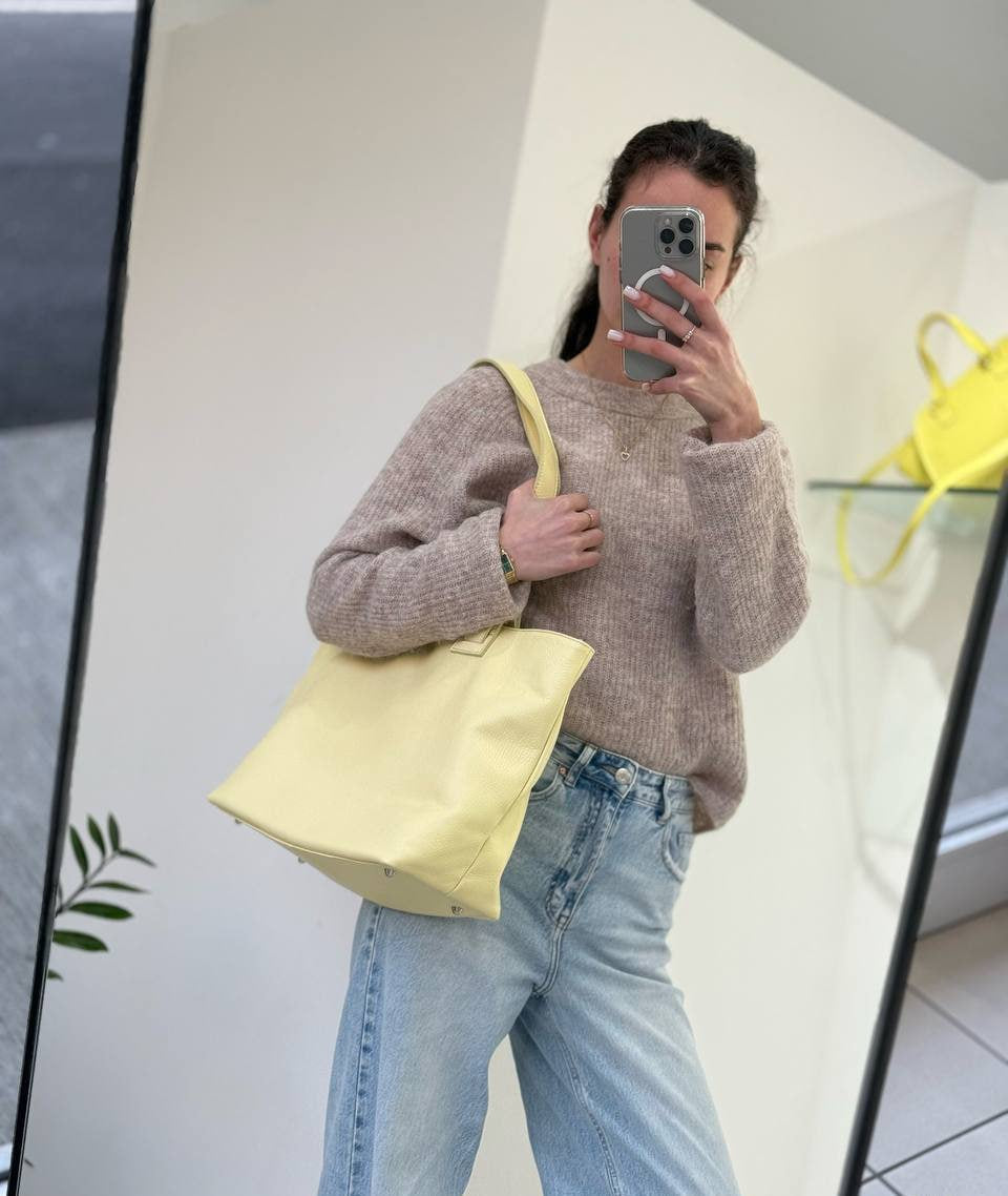 Elegant Leather Tote Bag